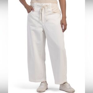 ETICA
Jackson Barrel Leg Jeans